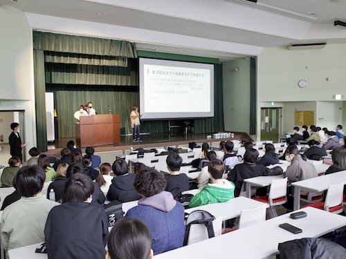 【リエゾンゼミⅠ】学科プレゼン大会を実施しました