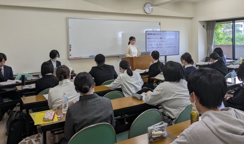 【学び】令和7年度修士論文構想発表会が開催 / 大学院 臨床心理学分野