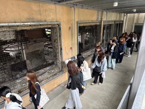 【学び】いのちを守り合うために / 養護教諭養成ゼミ生が震災遺構に学ぶ