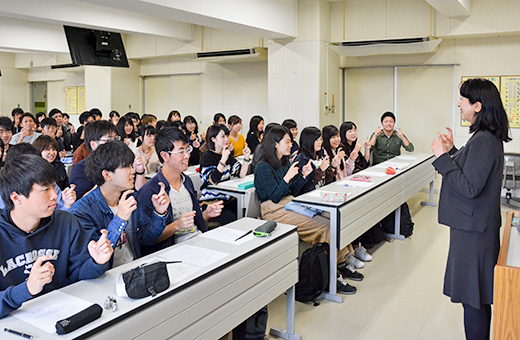 「言語障害者教育総論」庭野賀津子教授