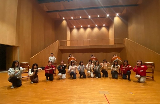 野蒜復興太鼓の演奏の様子