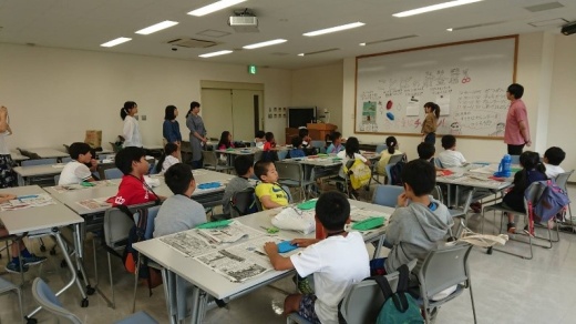 新聞を使った活動についての説明
