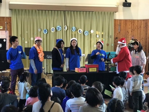 本番後には、大抽選会のくじ引き担当を行いました