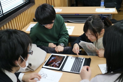 iPadを使用しての模擬授業