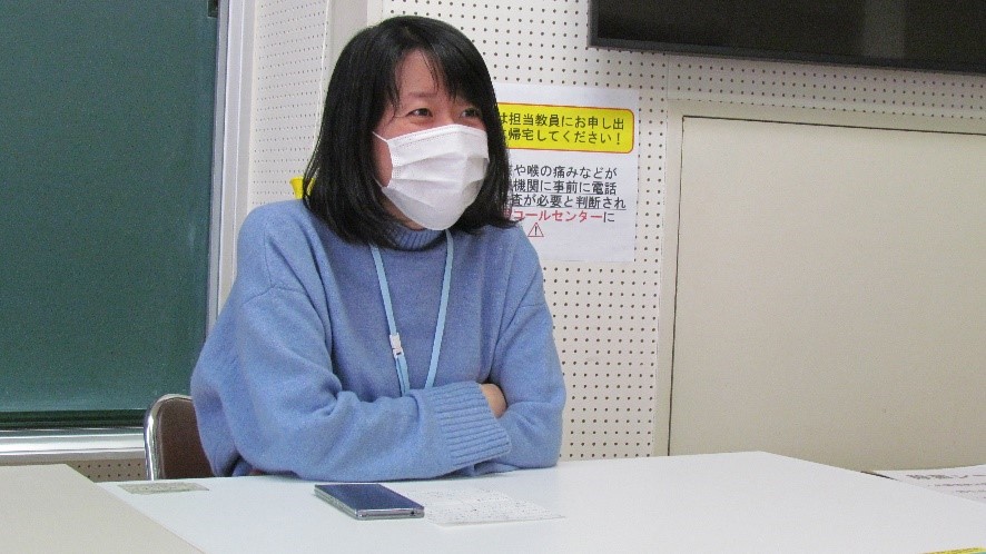 インタビューの様子
