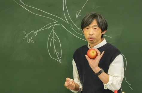  青木一則准教授（初等教育専攻・幼保コース担当）