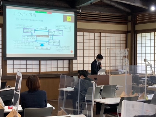 通学制修士課程2年生の発表