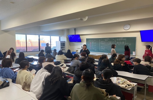 3.4年生合同発表会(就職活動報告会)