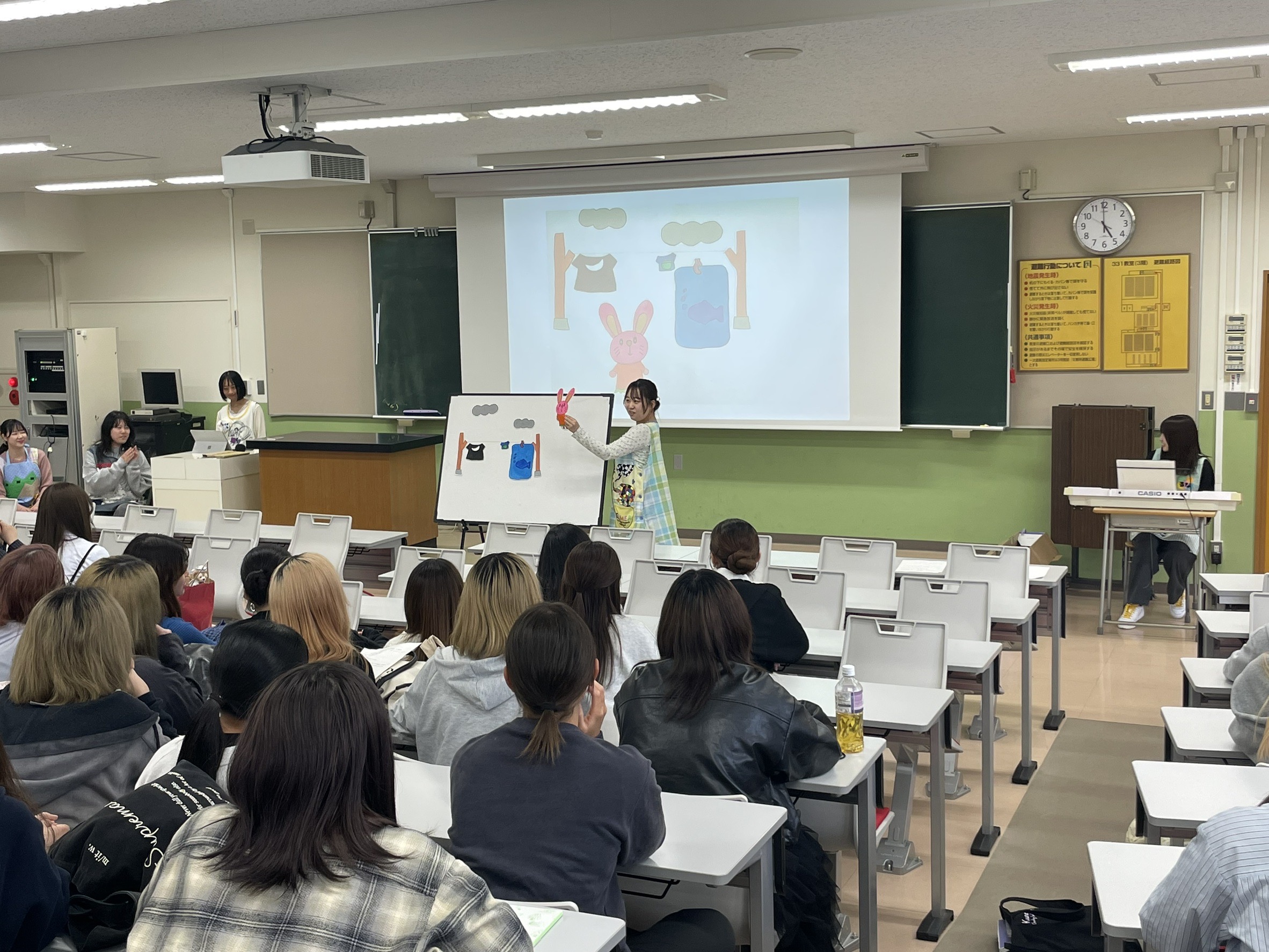 保育実習指導Ⅰ～4年生による実技デモンストレーション～