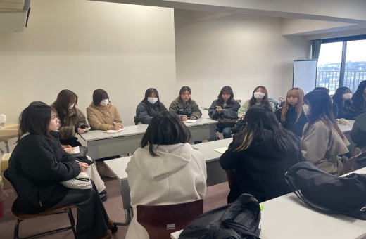 就活相談会の様子