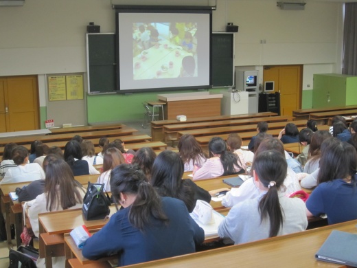 授業中の学生の様子