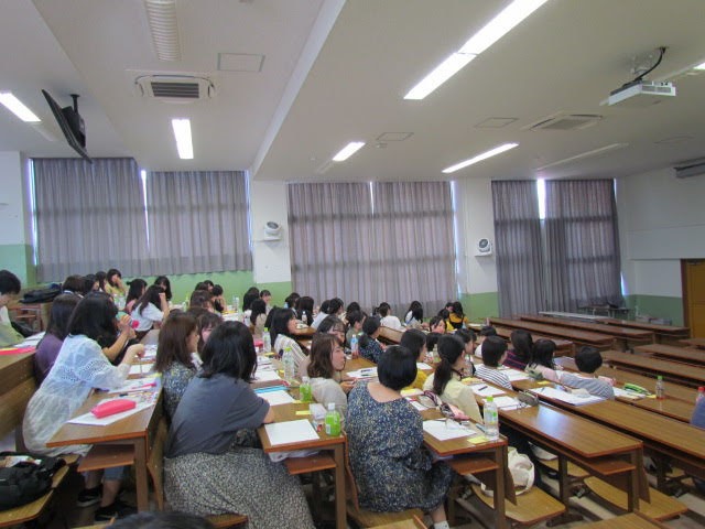 ペアワークを行っている様子
