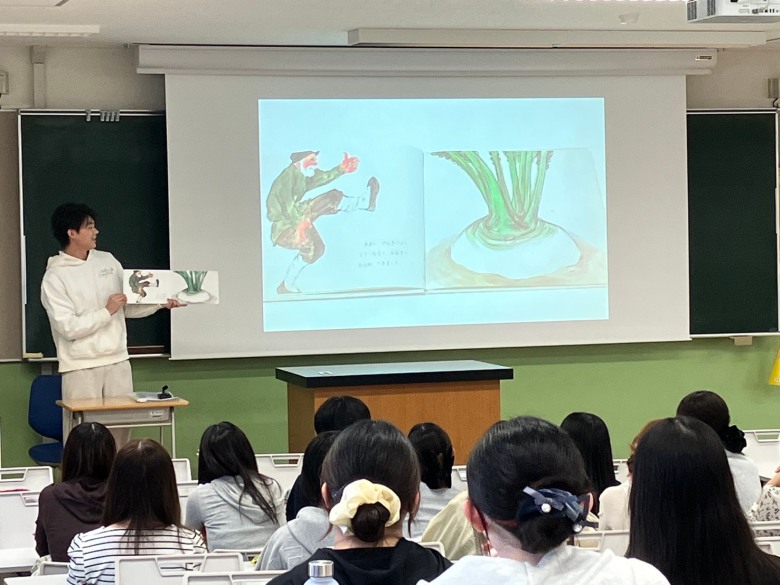 第1回実技発表会(絵本・紙芝居)の発表の様子②