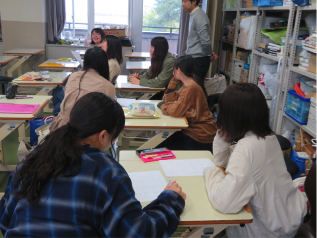 「表現技術Ⅲ」の授業の様子