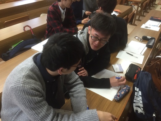 授業中の対話の様子