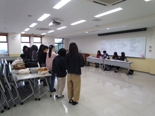 保育実習報告会の様子