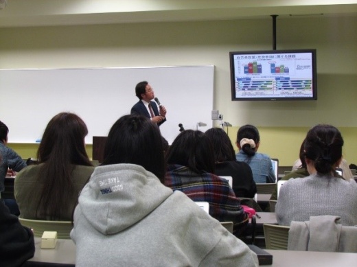 上村先生の授業の様子