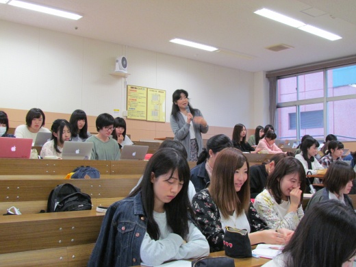 TFU保育士・幼稚園課程教授　利根川智子先生