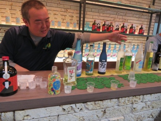 たくさんのお酒を試飲させていただきました！