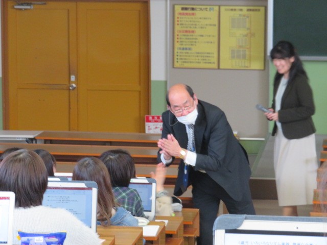 小坂徹先生による2歳児向けアルプス一万尺レクチャー