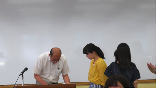 小坂徹先生から助言をいただいています
