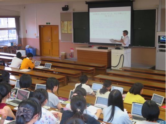 和田明人先生による授業の様子