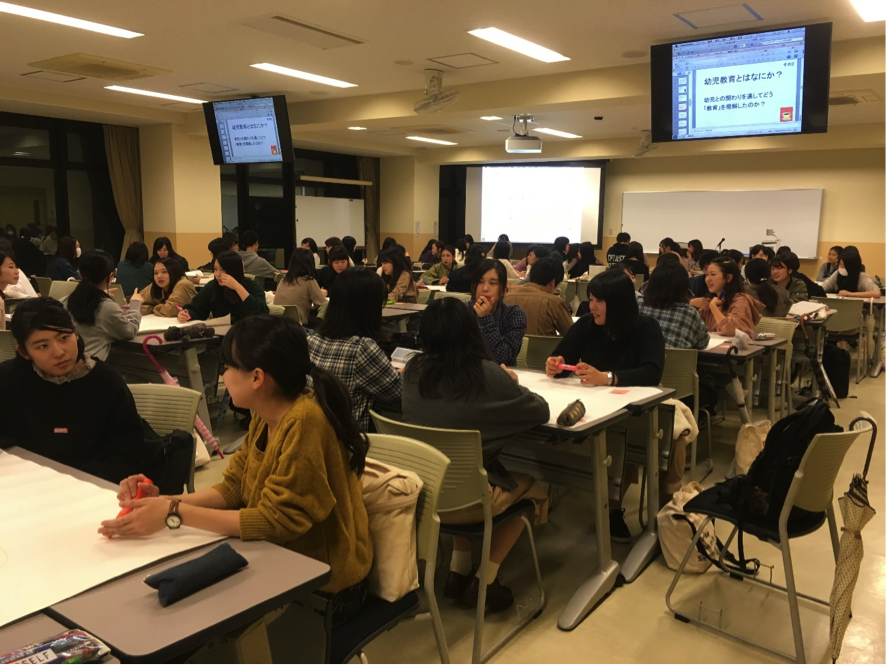 ワールドカフェの様子
