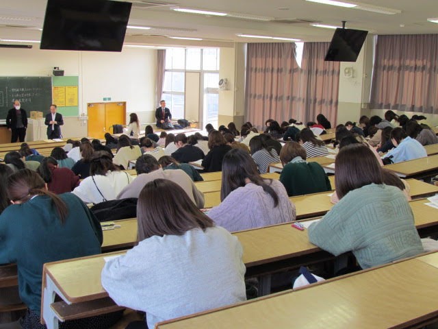 試験会場の様子