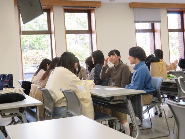 保育実習情報交換会の様子