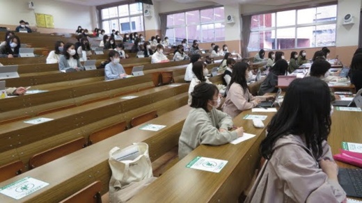講義を受講する学生の様子