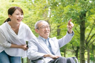 誰もが自由に楽しめる、新時代の観光を考える