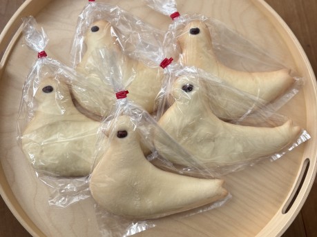 八幡町商店街×安藤ゼミ×ホシヤマインターナショナル「鳩パン復活プロジェクト」 Vol.1