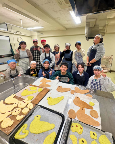 八幡町商店街×安藤ゼミ×ホシヤマインターナショナル「鳩パン復活プロジェクト」 Vol.1