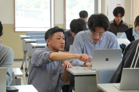 共生まちづくり学科の風景 Vol.4「地域経済分析」（野呂拓生）