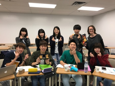 公衆衛生の授業の息抜きにメープルクッキー yummy…
