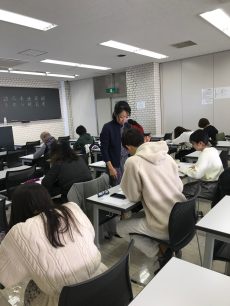 「美文字講座」を開催