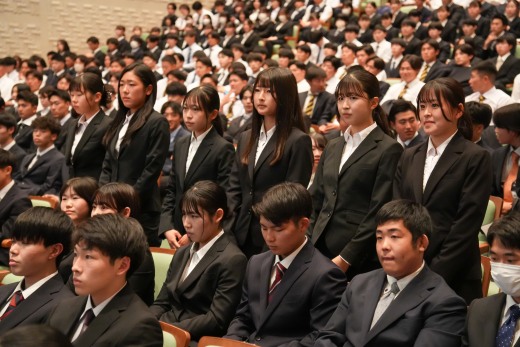 新入生紹介　女子陸上競技部