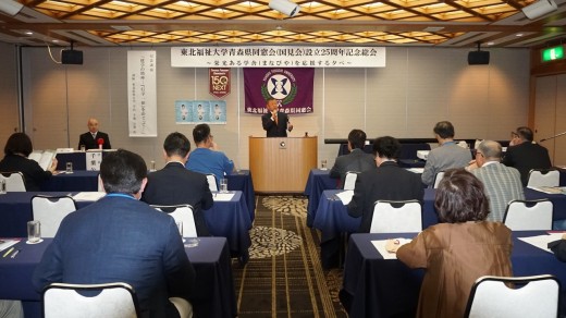 現況報告をする阿部統括部長