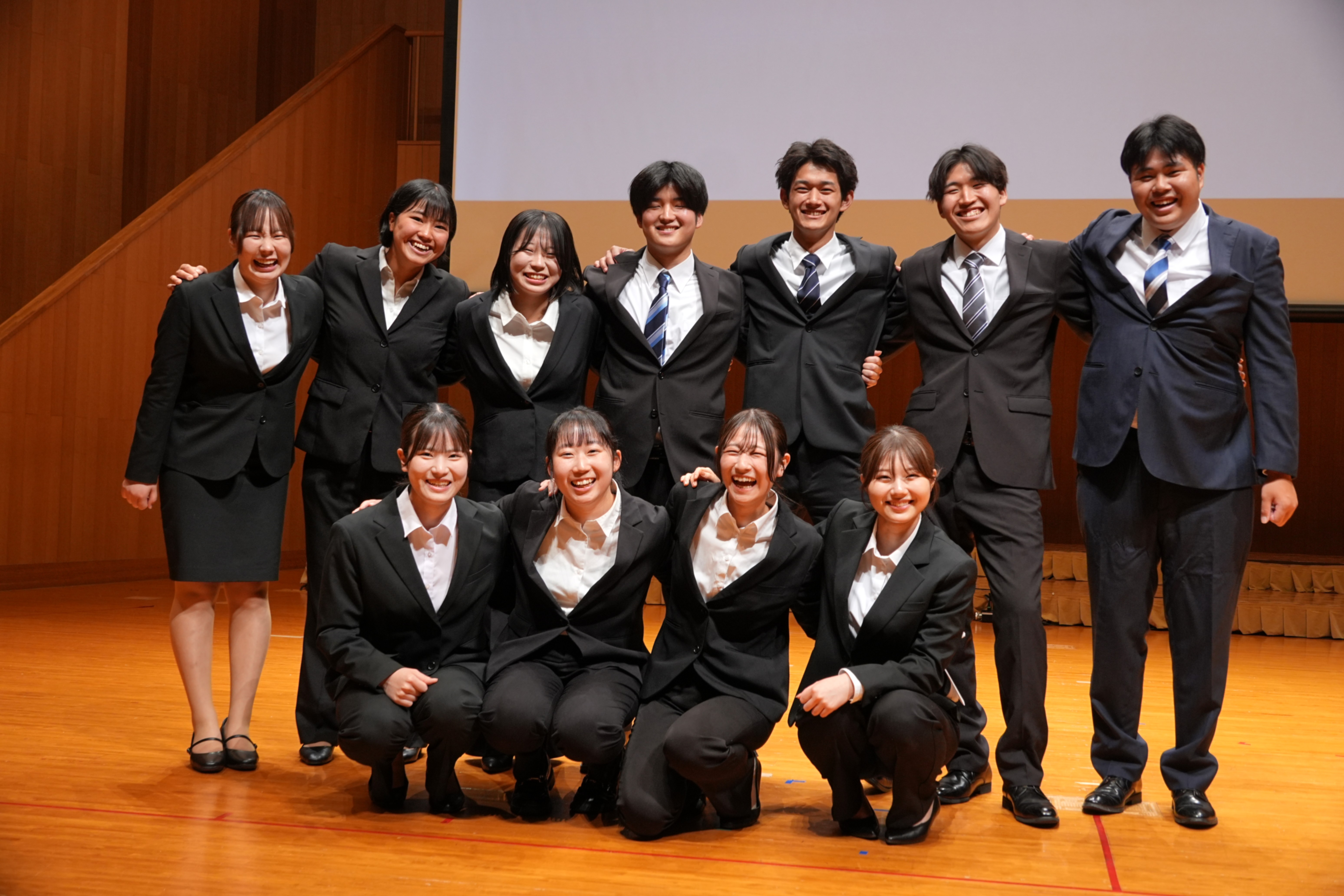 体育会入会式を開催！特別講演として銀次氏が登壇
