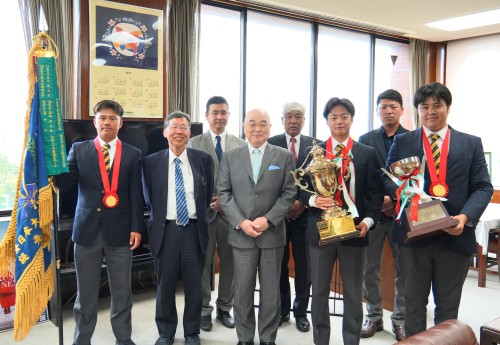 第74回全日本大学野球選手権大会日本一、学長優勝報告（硬式野球部）