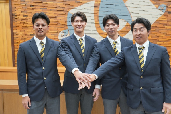 【速報】本学硬式野球部・4選手がドラフト指名／プロ野球ドラフト