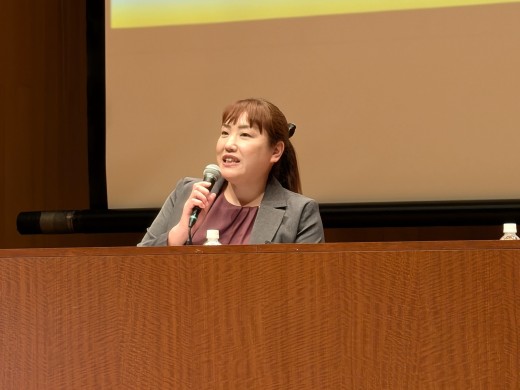 佐々木明美さん(せんだんの丘)