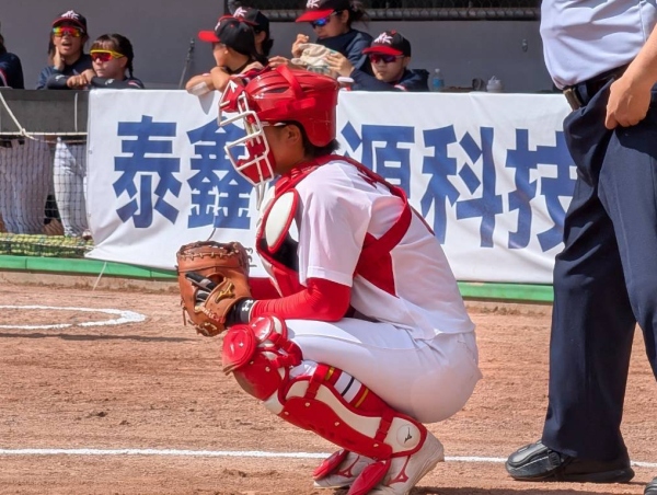 女子ソフトボール部・小林明音さんが日本代表としてアジアカップ全勝優勝に貢献