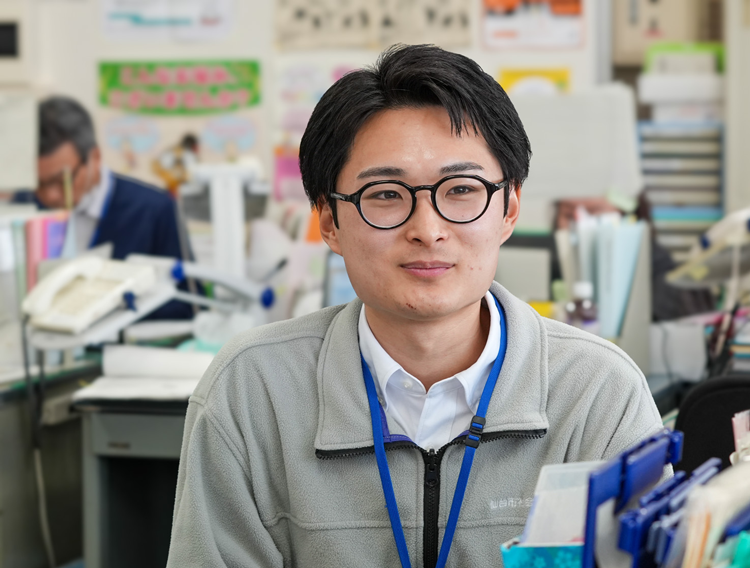 社会人、社会福祉士として、 自信が持てたのは、 福祉大で出会った先生や 友人たちのおかげです。