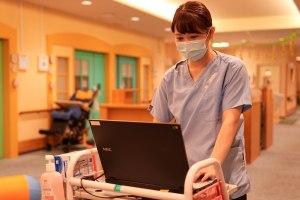 その子らしさを大事に、成長発達を見守りながら看護を提供する｜東北