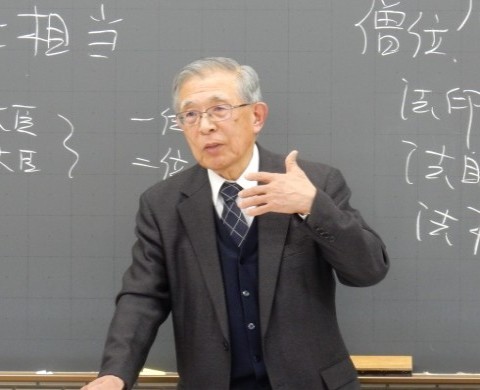 本学名誉教授　岡田清一先生