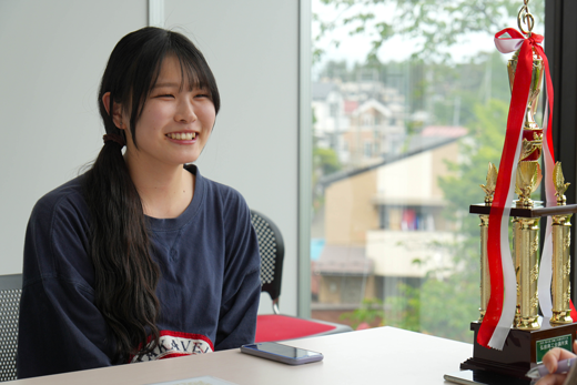 津軽三味線世界大会チャンピオン　福士 奏さん（福祉行政学科）　学生インタビュー