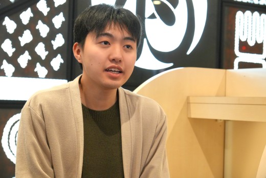 令和7年度学内懸賞論文 最優秀賞　新妻誠也さん（福祉行政学科）学生インタビュー