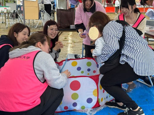 魚釣りの様子