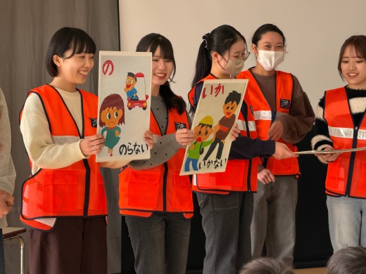 注意点について説明する様子